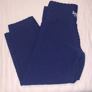 🚫 SOLD 🚫 Cropped Booty by Brabants Leggings